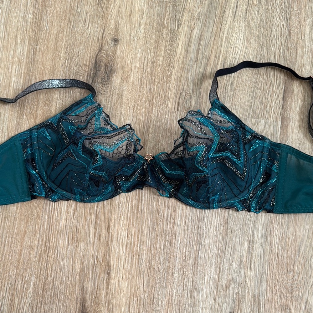Lace Underwire Star Bra in Teal